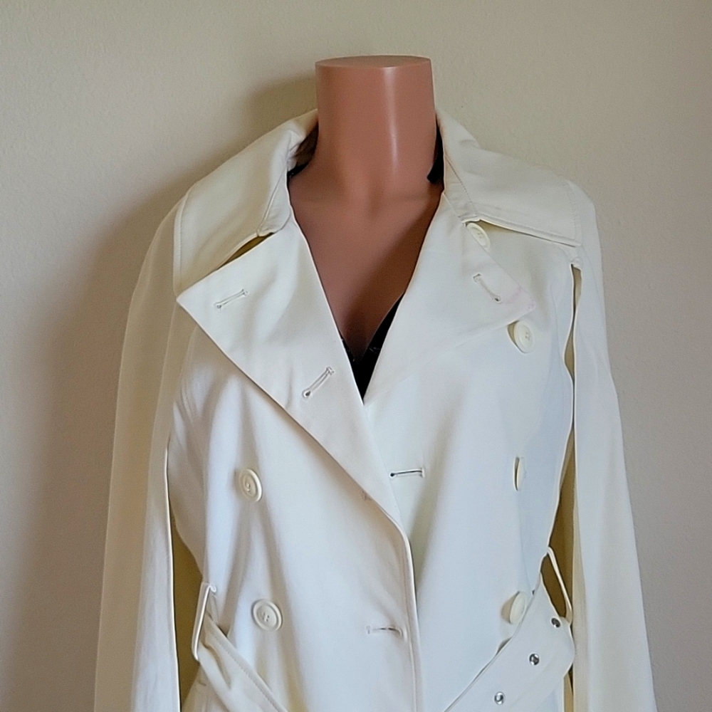 Trench Coat with attached Cape, No Sleeves